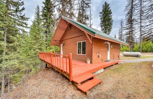 Bigfork House | Secluded Bigfork Cabin w/Canoes & Views!