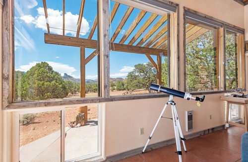 Torrey Cabin | Secluded Cabin minutes from Capitol Reef National Park with AC