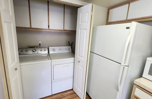 Veterans Park Apartment | Secluded Oasis!
