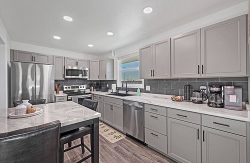 Twin Lakes House | Serene 2-bedroom house with AC in vibrant Denver