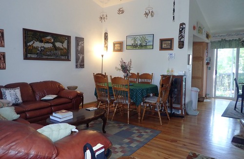 Lamar Heights Area House | Serene 3-bedroom house with WiFi in Arvada