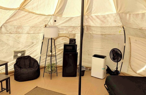 Mc Caskill RV Rental | Serene campground with AC in Murfreesboro