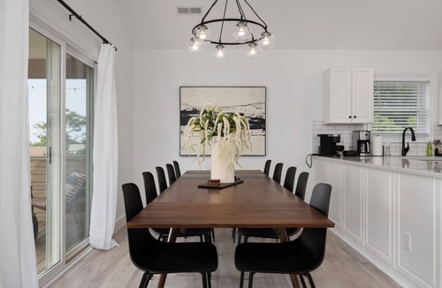 Colington House | Serenity House-Water Views, Pet Friendly & Hot Tub