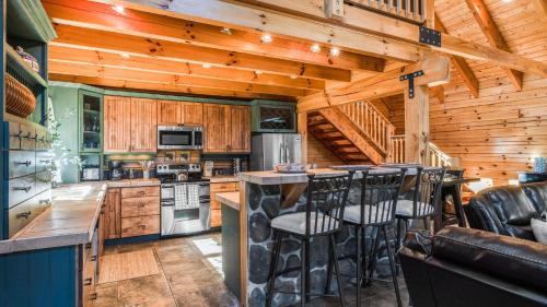 Quandary Village House | Shangri-La Cabin by AvantStay
