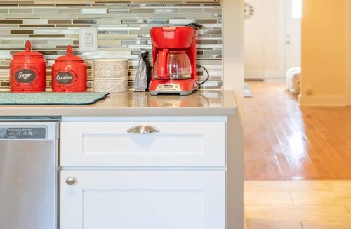 Tower Grove East House | Side-by-Side Units 6BR Best Location ABODEbucks