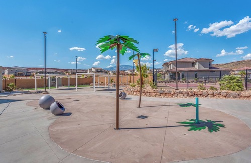 Washington House | Sienna Hills Retreat | Connected homes with 10 Bedrooms, sleeps 40, and endless amenities!