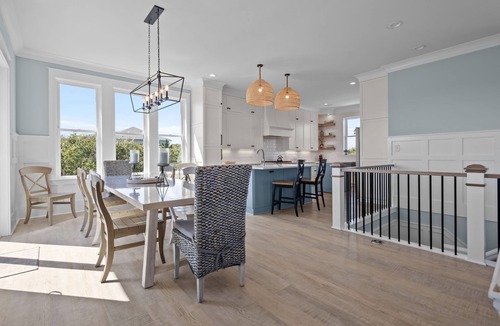 Emerald Isle House | Silver Lining- Luxury Retreat in Dolphin Ridge