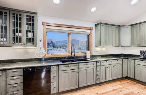 Stonehaven House | Ski/Family/4BD/3.5BA Breckenridge