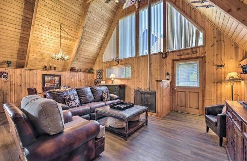 Red River House | Ski-In/Ski-Out Red River Cabin w/Mtn Views!