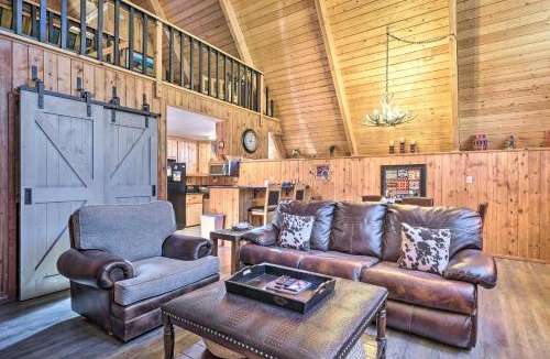 Red River House | Ski-In/Ski-Out Red River Cabin w/Mtn Views!