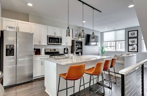 Dahlman Condo | Skyline Stay - Near Downtown & Zoo+ Garage+Rooftop