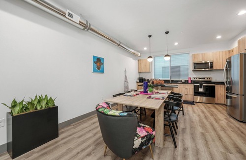 People's Freeway House | SLC Ski Hub Near Downtown with Private Rooftop + Garage