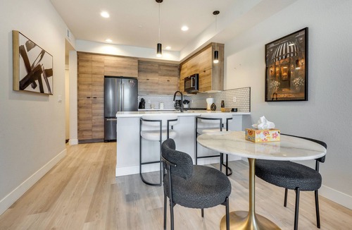 Berkley Apartment | Sleek, Modern Denver Area Gem in Planned Community