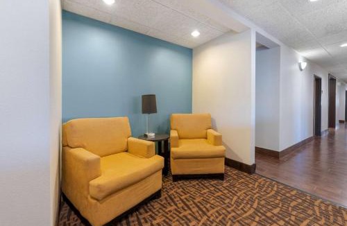 Hays Hotel | Sleep Inn & Suites Hays I-70