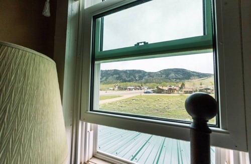 Centennial Apartment | Sleep up to 4 - King Suite in Historic Centennial Hotel