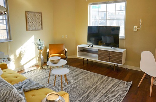 Wichita Apartment | Sleepover: Prime 1BD/1BA + Gym - Downtown Wichita