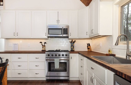 Deep Gap Cabin | Smore than enough! Powder Horn Mountain - 3K,2 twin bunks, Pets OK,Pool table