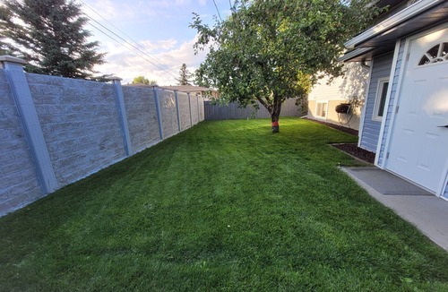 South Lethbridge Apartment | Southside Private Basement Suite W/King bed & Patio