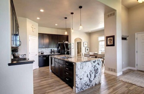 Broomfield House | Spacious 3 BDR Townhome on Golf Course