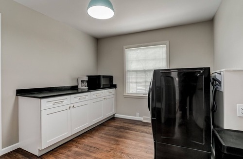 Prairie Village House | Spacious 3-bedroom house within walking of Meadowbrook Park and Ranch Mart