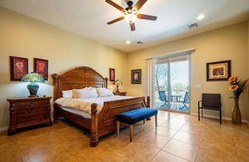 Apache Junction House | Spacious 3BR Retreat - Mountain Views