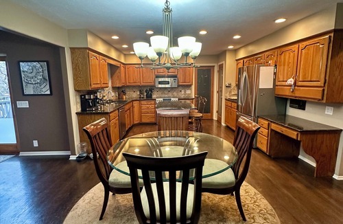 West Omaha House | Spacious 4-Bed Family Home + Park Views