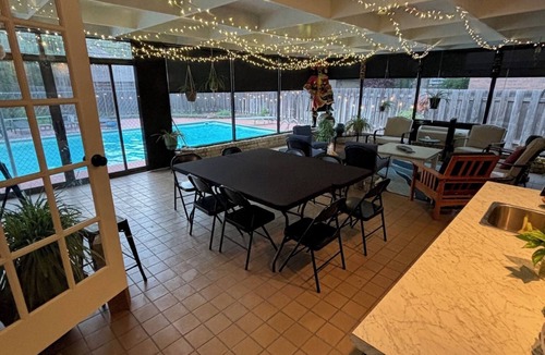 Hutchinson House | Spacious 5-bedroom Retreat with Pool and Tennis Court In Beautiful Neighborhood