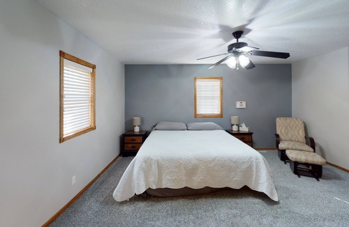 Hays Other | Spacious 6 bedroom house with a hot tub!