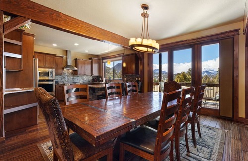 Estes Park House | Spacious Home Close to Lake Estes Close to Downtown