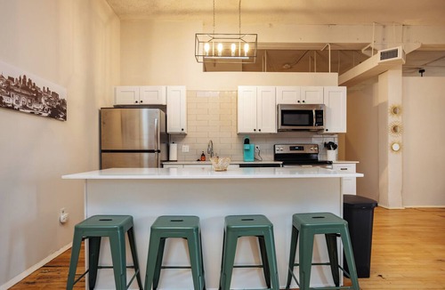 River Market Apartment | Spacious Industrial Loft Walk to Everything