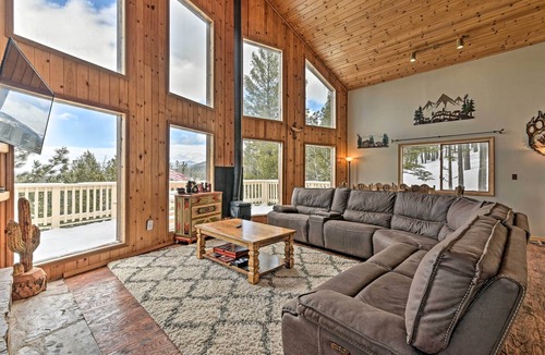 Angel Fire Cabin | Spacious Mountain-View Cabin By Angel Fire Resort