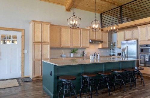 Star Valley Ranch House | Spacious Mountain-View Retreat with Deck Slide & Jacuzzi near Outdoor Trails in Lincoln, Wyoming
