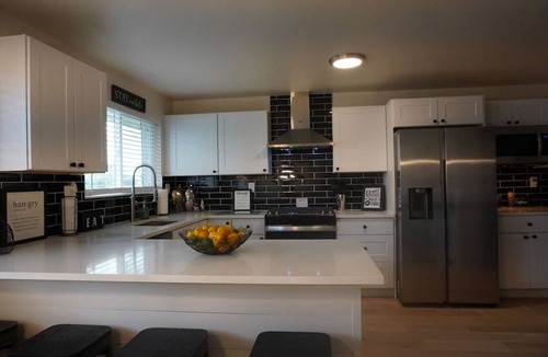 Greeley House | Spacious Ranch w/Hot Tub & Game Room, Sleeps 14!