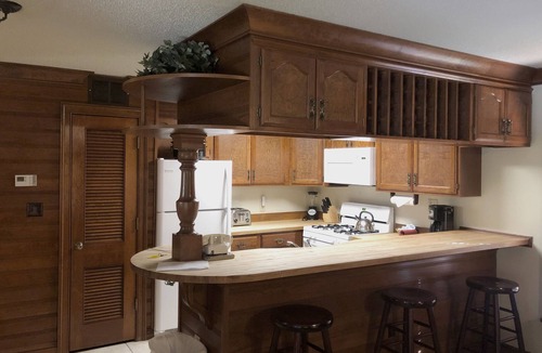 Steamboat Springs Condo | SPECIAL HOLIDAY RATE! On free city bus route! Lots of amenities! LCSTR20250634
