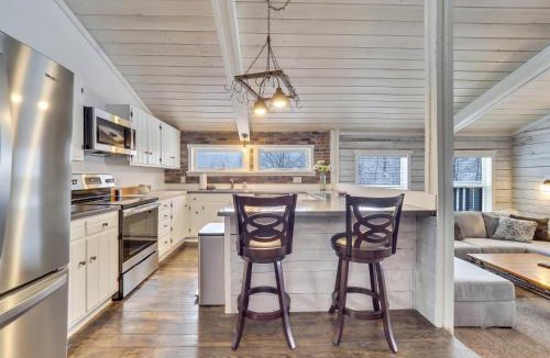 Boyne Falls House | Springbrook Hideaway
