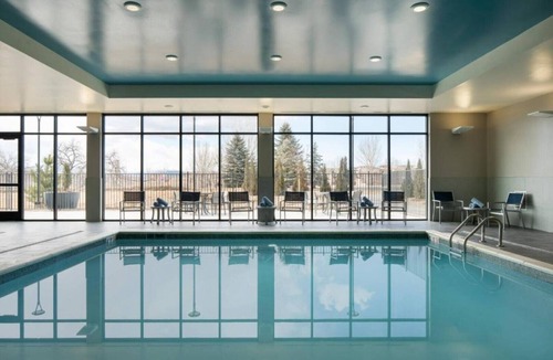 Centerra House | Stay at our Loveland, CO, Pet-Friendly Hotel