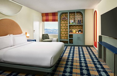 Downtown Denver Hotel | Stay Playfully | Gaming-Themed Rooms | Walk to Denver’s 16th Street Mall