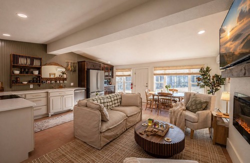 Red Butte House | StayCasper Hot Tub+Volleyball Court+Views