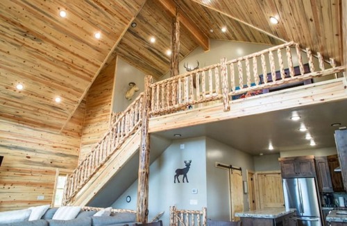 Duck Creek Village Ski Chalet | Stone Hearth Hideaway