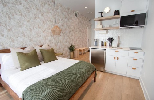 Plateau Mont Royal Apartment | Studio #12 - Self Check-In - Plateau - St-Denis