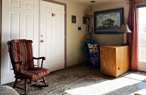 Hot Springs Apartment | Studio apartment stunning views near hot springs!