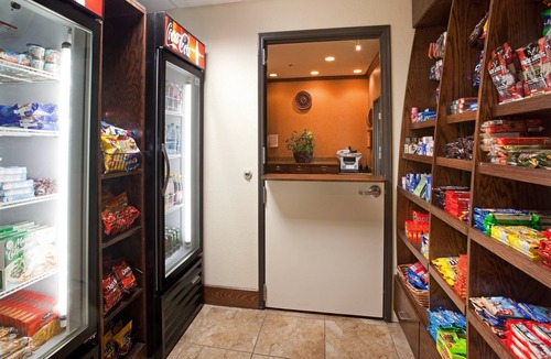 West Valley City Apartment | Studio Suite | Free Breakfast + Pool, Hot Tub