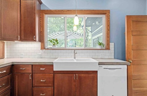 Southmoreland House | Stunning Historic Home WALK to Plaza & Westport!