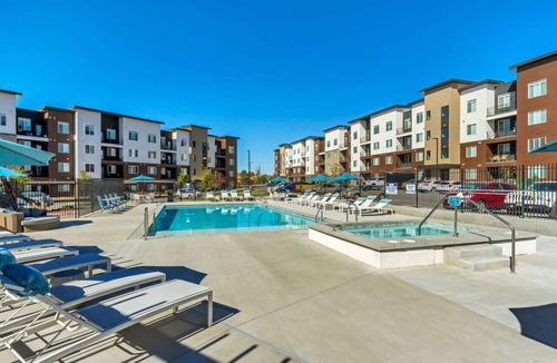 Clearfield Apartment | Stylish 2BR Retreat with Year-Round Pool, Gym, Attached Garage, and Proximity to Hill AFB and Local Attractions