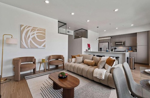 People's Freeway Apartment | Stylish SLC Getaway 2-Bed 2-Bath with Balcony
