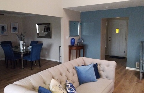 Kansas City House | Sunny Lane - Nice & Centrally Located