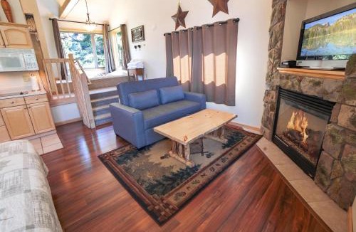 Estes Park House | Sunnyside Knoll- 18 cabin