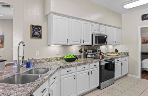 Rancho del Lago House | Sunsets on Seventh | Golf Course, Heated Pool and Spa, Ping Pong & Shuffleboard