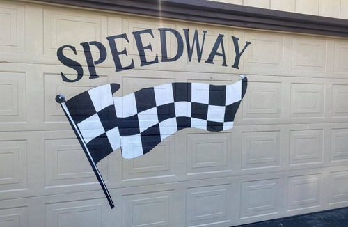 Speedway House | Super Comfortable Home in the Heart of Speedway!