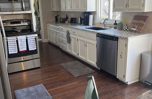 Leawood House | Superb WORLD CUP location in awesome Leawood, Ks. 3 Bedroom townhome